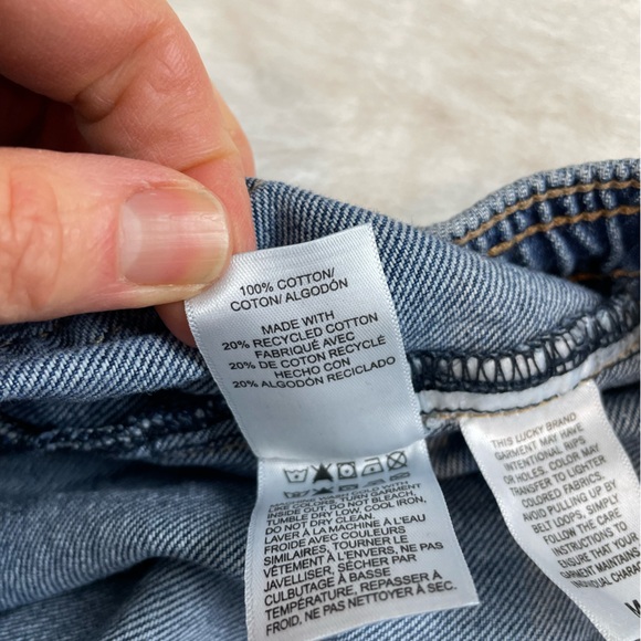 Lucky Brand Pull On Patch Pocket Wide-Leg Denim Jeans - Picture 6 of 16